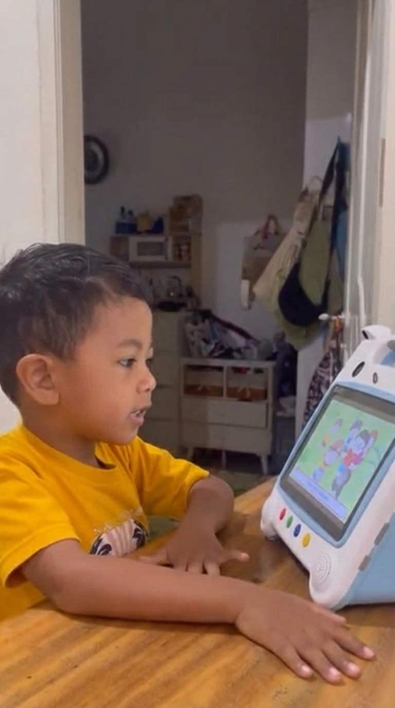 Belajar seru bersama Wink.